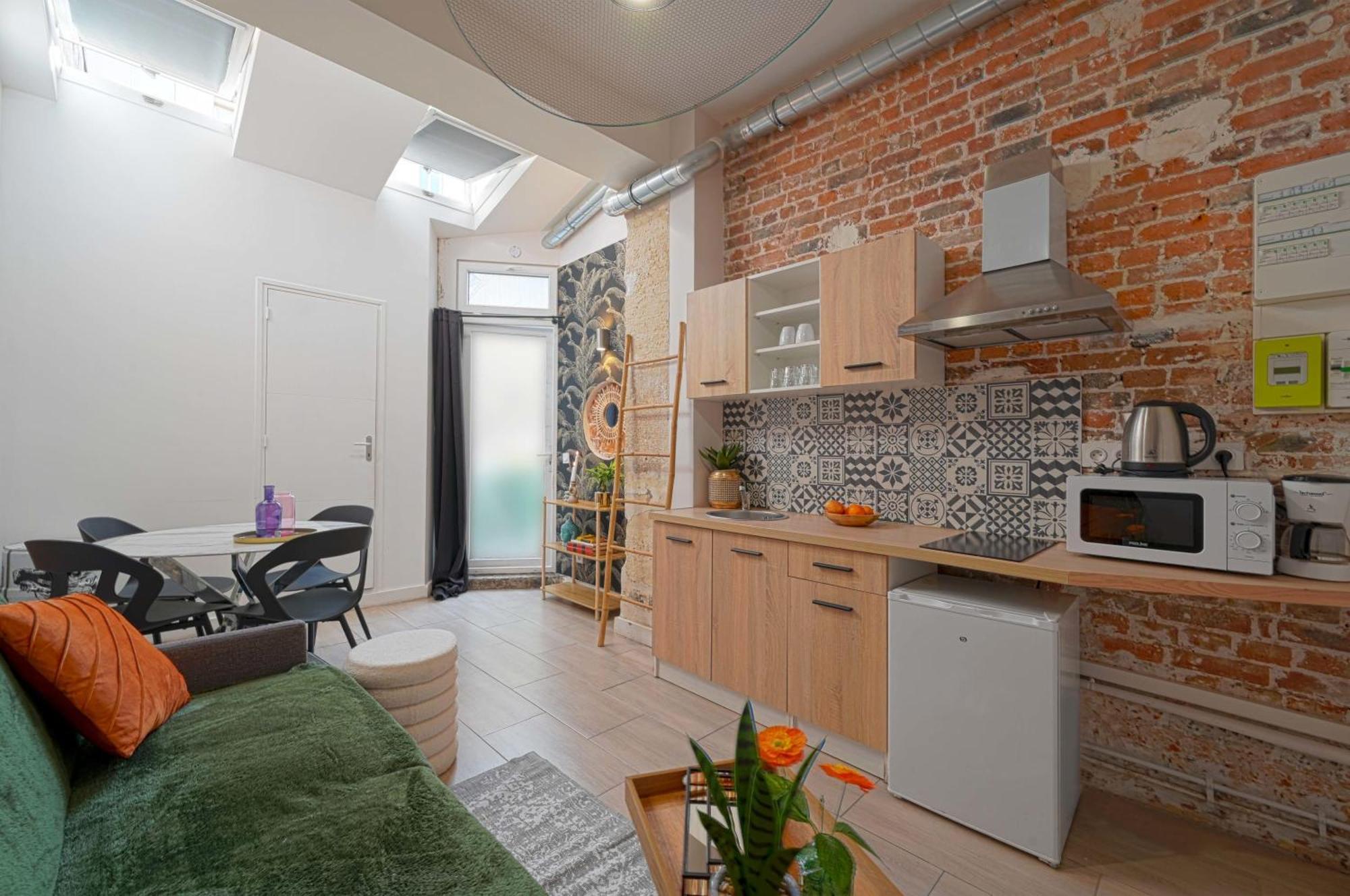 2 Bed Modern Fully Furnish Flat,Close To Buttes Chaumon Park Διαμέρισμα Παρίσι Εξωτερικό φωτογραφία